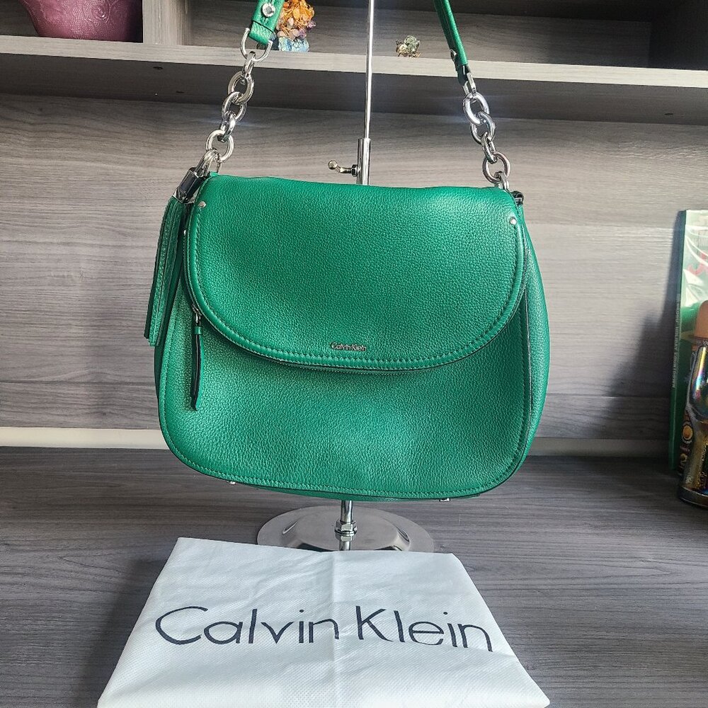 Calvin Klein green pebbled leather shoulder with silver hardware